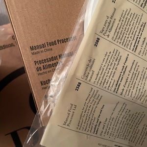 Pampered chef Manual food processor